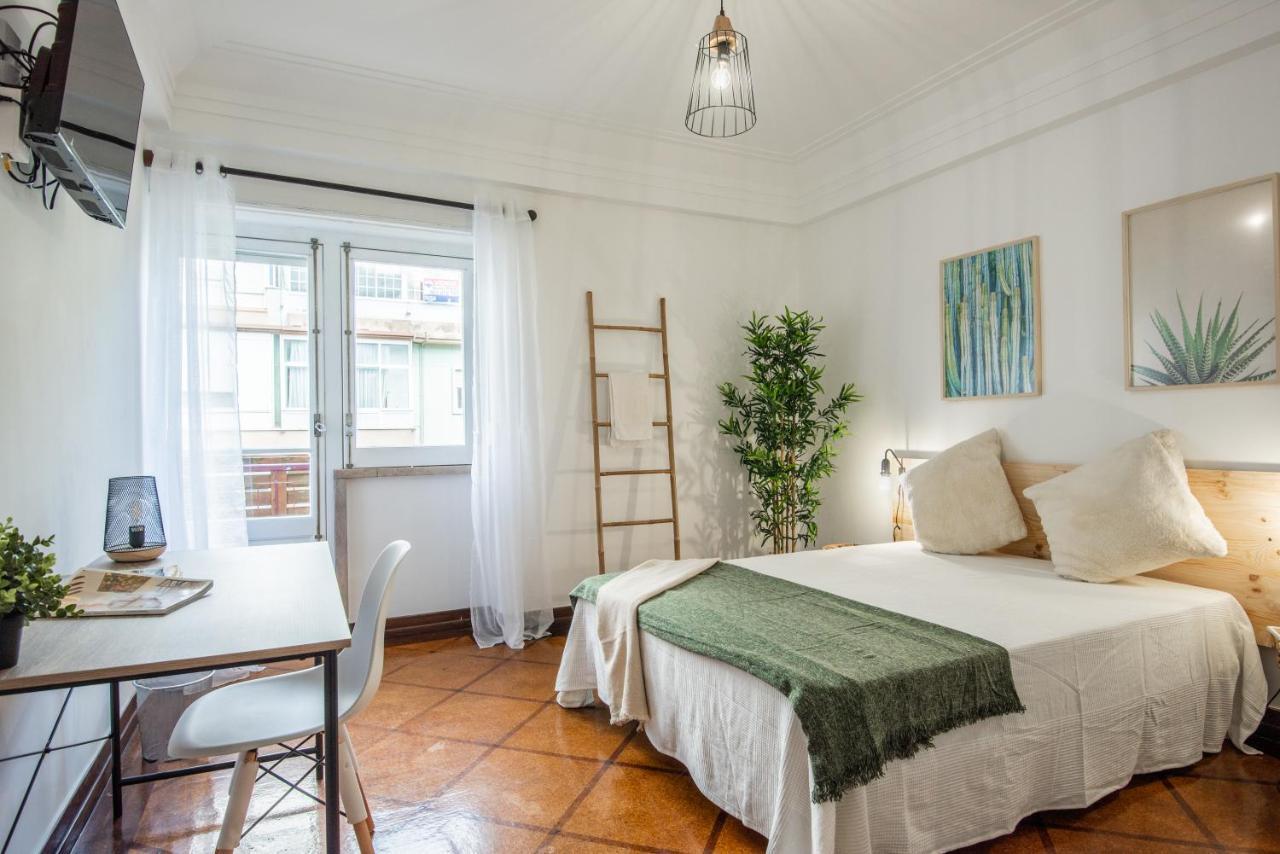 Santos Mattos Guesthouse & Apartments By Lisbon With Sintra Amadora Ngoại thất bức ảnh