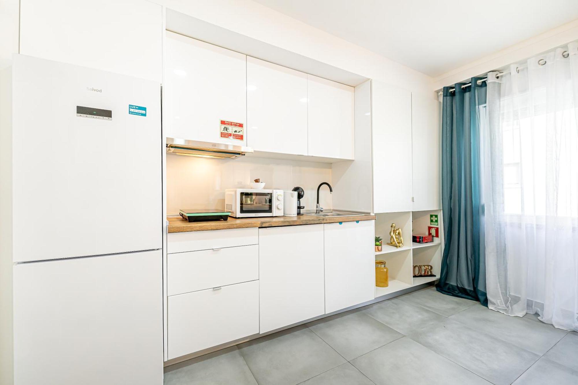 Santos Mattos Guesthouse & Apartments By Lisbon With Sintra Amadora Ngoại thất bức ảnh