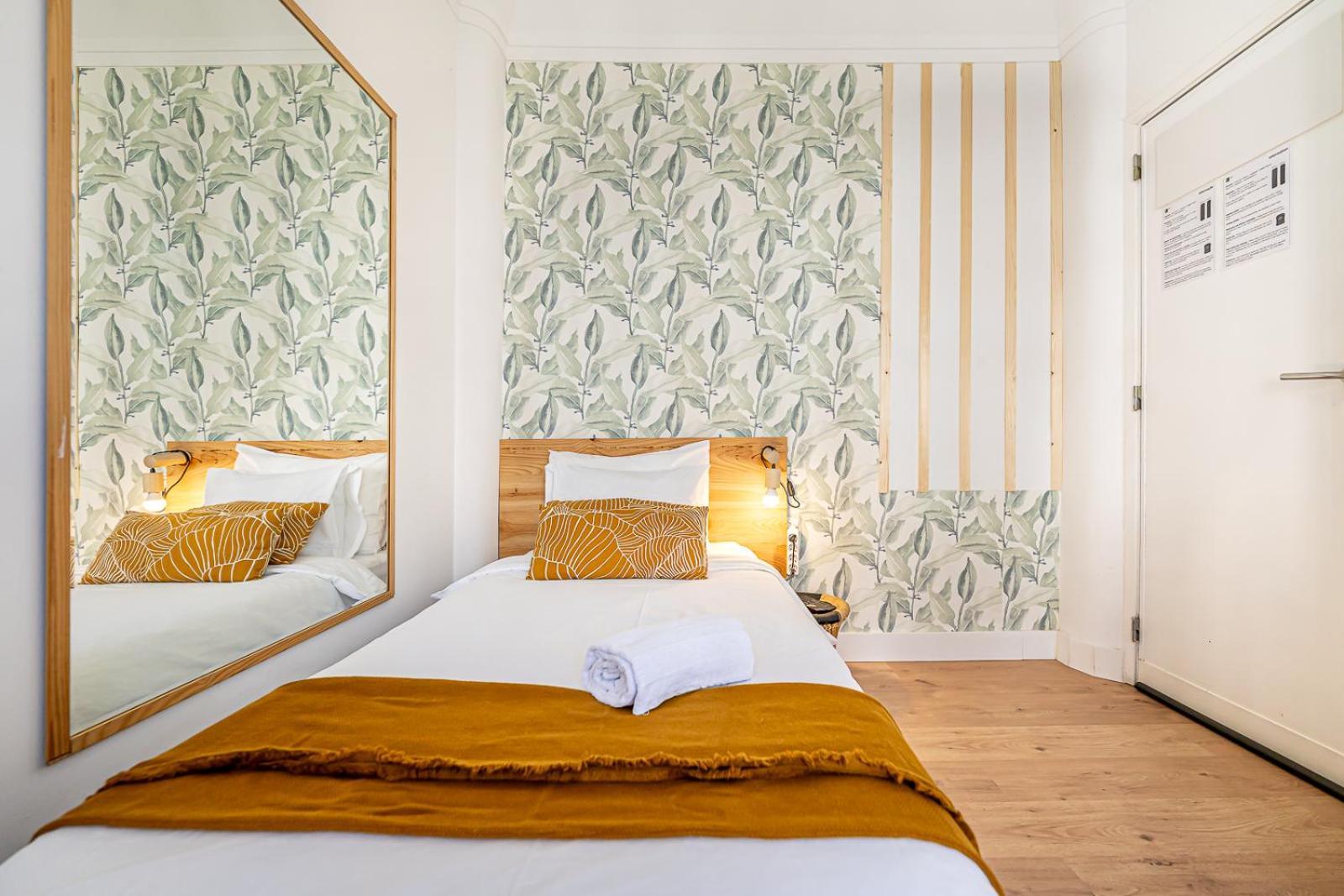 Santos Mattos Guesthouse & Apartments By Lisbon With Sintra Amadora Ngoại thất bức ảnh